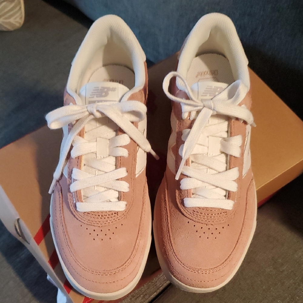 New Balance Numeric 440 V2 Rose & White Skate Shoes NIB - Picture 4 of 9